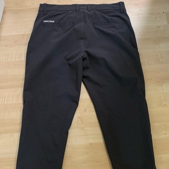 Two pairs of mens Macade jogger golf pants 32x30 - Picture 7 of 8